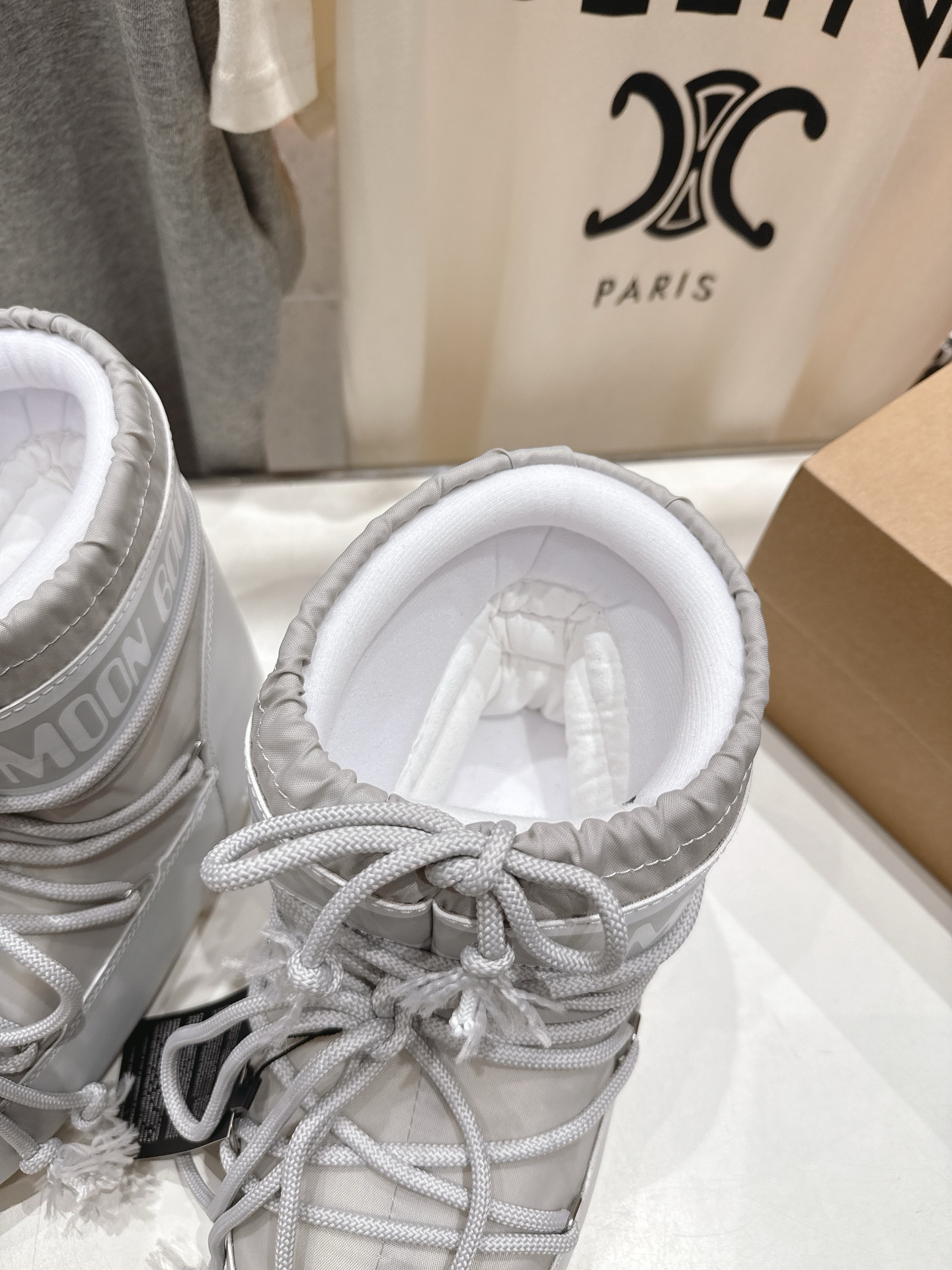 高版本出厂 Moon Boot F060 2025ss秋冬季爆款保暖厚底雪地靴 【丑萌月亮雪地靴】忘了U