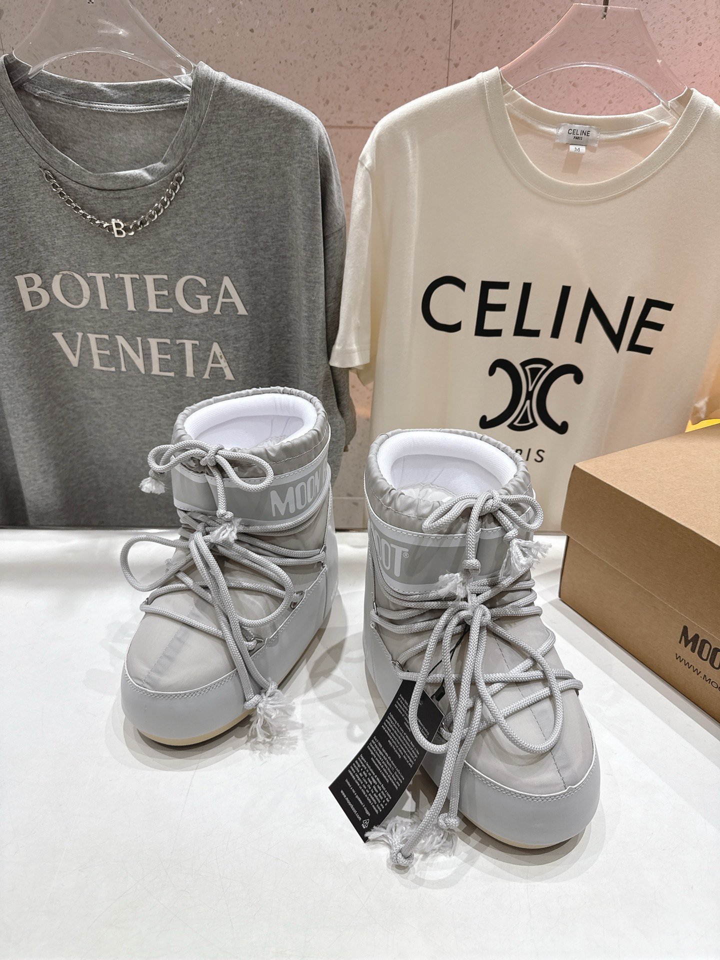 高版本出厂 Moon Boot F060 2025ss秋冬季爆款保暖厚底雪地靴 【丑萌月亮雪地靴】忘了U