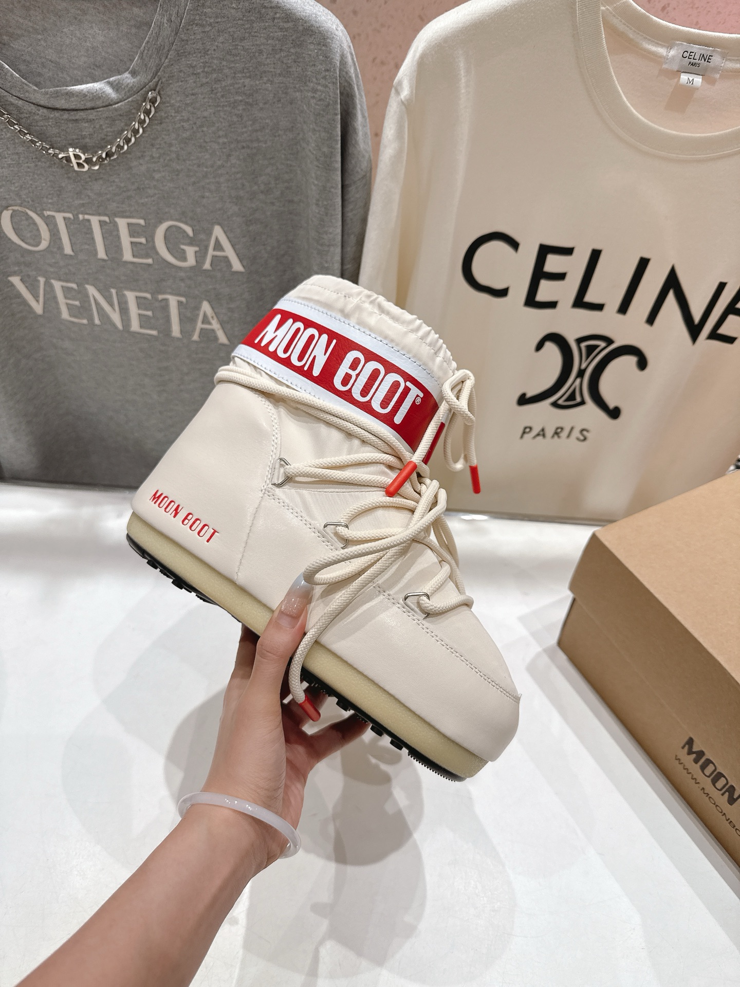 高版本出厂 爱心款 Moon Boot F060 2025ss秋冬季爆款保暖厚底雪地靴 【丑萌月亮雪地靴