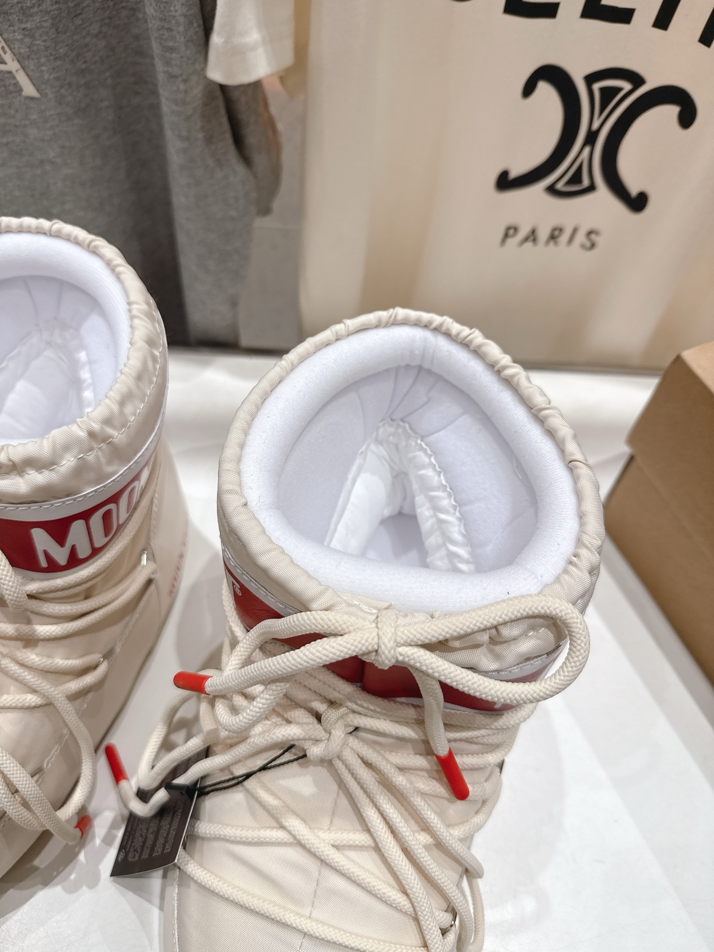 高版本出厂 爱心款 Moon Boot F060 2025ss秋冬季爆款保暖厚底雪地靴 【丑萌月亮雪地靴