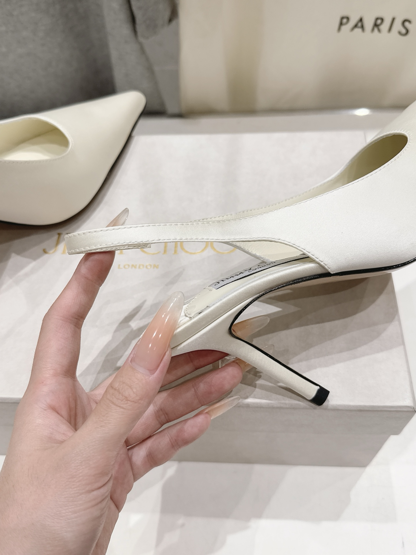 高版本出厂   JIMMY CHOO*｜JC/吉米周2026ss新款简约尖头淑女风高跟鞋凉鞋 原版套楦，完美的线条，简约
