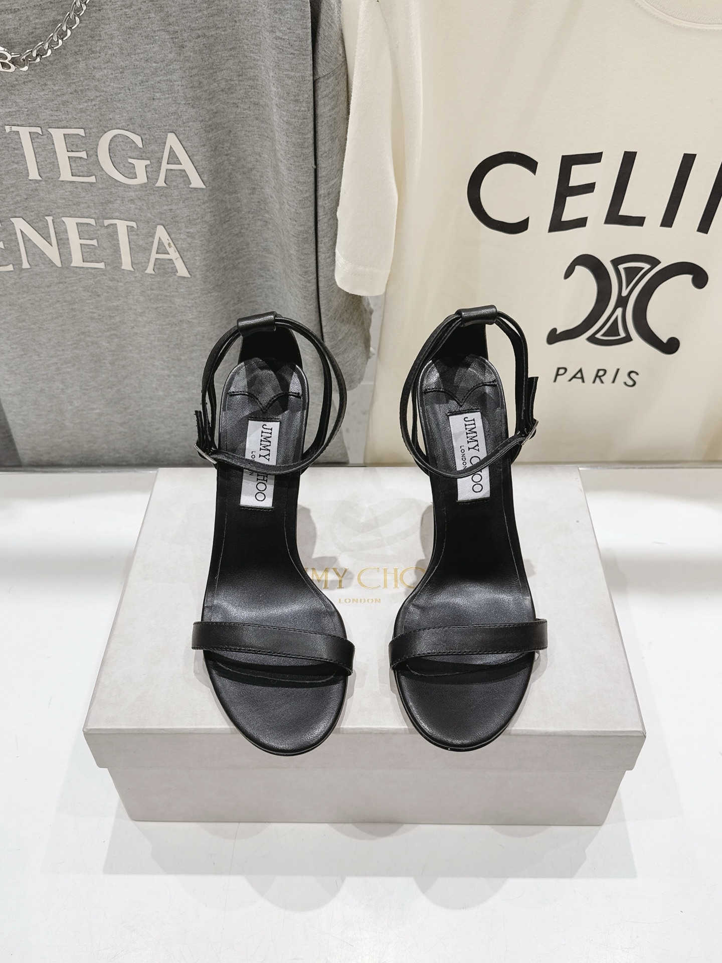 高版本出厂   JIMMY CHOO*｜JC/吉米周2026ss新款简约一字带淑女风高跟鞋凉鞋 原版套楦，完美的线条，简