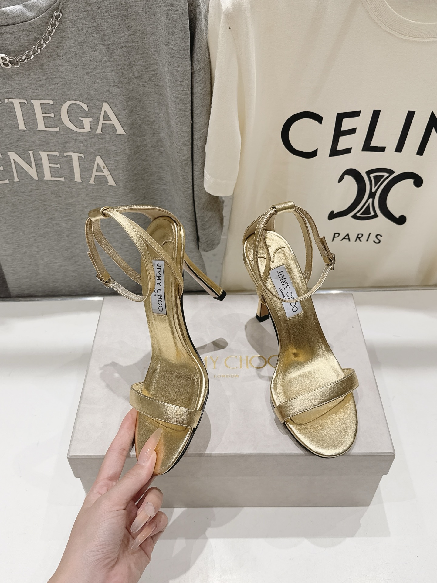 高版本出厂   JIMMY CHOO*｜JC/吉米周2026ss新款简约一字带淑女风高跟鞋凉鞋 原版套楦，完美的线条，简