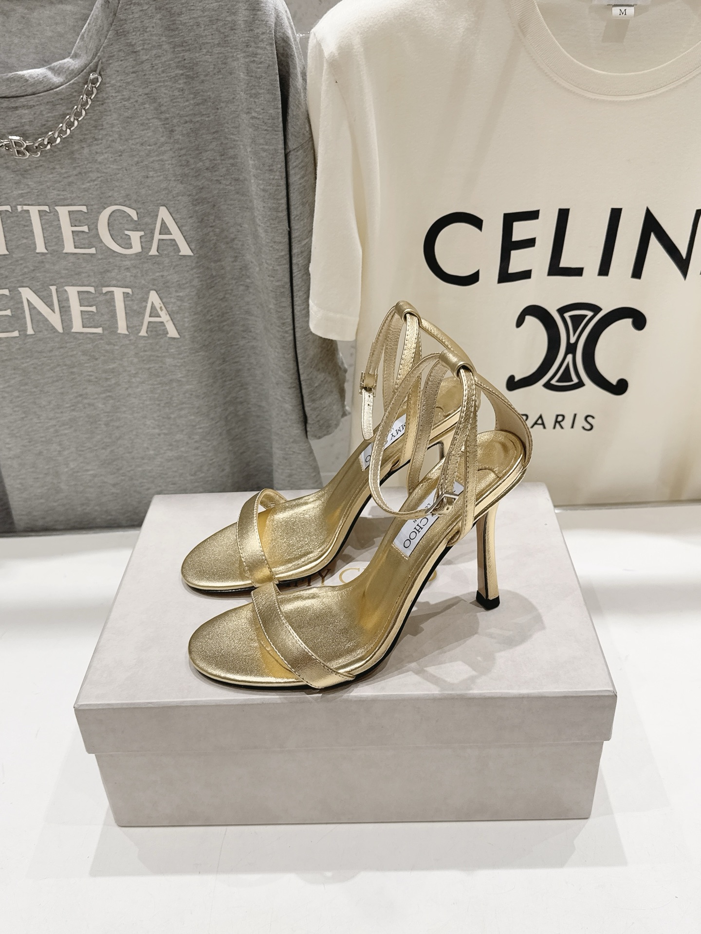 高版本出厂   JIMMY CHOO*｜JC/吉米周2026ss新款简约一字带淑女风高跟鞋凉鞋 原版套楦，完美的线条，简