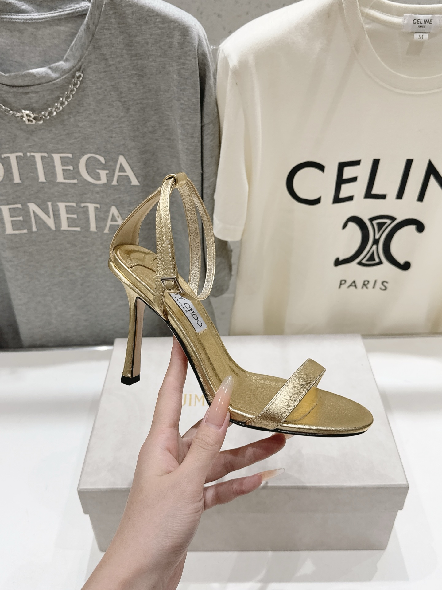 高版本出厂   JIMMY CHOO*｜JC/吉米周2026ss新款简约一字带淑女风高跟鞋凉鞋 原版套楦，完美的线条，简