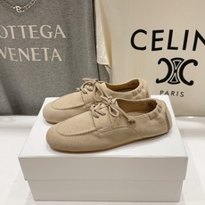高版本出厂 Celine/赛琳F037 26ss/专柜新款仙女风平底一脚蹬休闲鞋单鞋玛丽珍乐福鞋~ 各路博主纷纷亮出 高版本出厂 Celine/赛琳F037 26ss/专柜新款仙女风平底一脚蹬休闲鞋单鞋玛丽珍乐福鞋~ 各路博主纷纷亮出