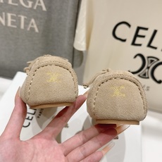 高版本出厂 Celine/赛琳F037 26ss/专柜新款仙女风平底一脚蹬休闲鞋单鞋玛丽珍乐福鞋~ 各路博主纷纷亮出 高版本出厂 Celine/赛琳F037 26ss/专柜新款仙女风平底一脚蹬休闲鞋单鞋玛丽珍乐福鞋~ 各路博主纷纷亮出