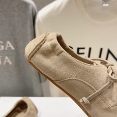 高版本出厂 Celine/赛琳F037 26ss/专柜新款仙女风平底一脚蹬休闲鞋单鞋玛丽珍乐福鞋~ 各路博主纷纷亮出 高版本出厂 Celine/赛琳F037 26ss/专柜新款仙女风平底一脚蹬休闲鞋单鞋玛丽珍乐福鞋~ 各路博主纷纷亮出