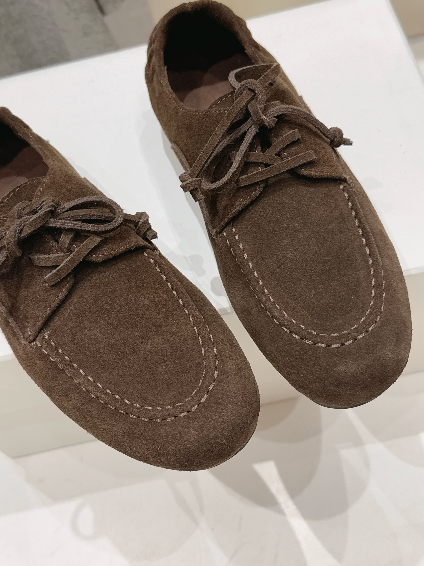 高版本出厂   Celine/赛琳F037 26ss/专柜新款仙女风平底一脚蹬休闲鞋单鞋玛丽珍乐福鞋～ 各路博主纷纷亮出