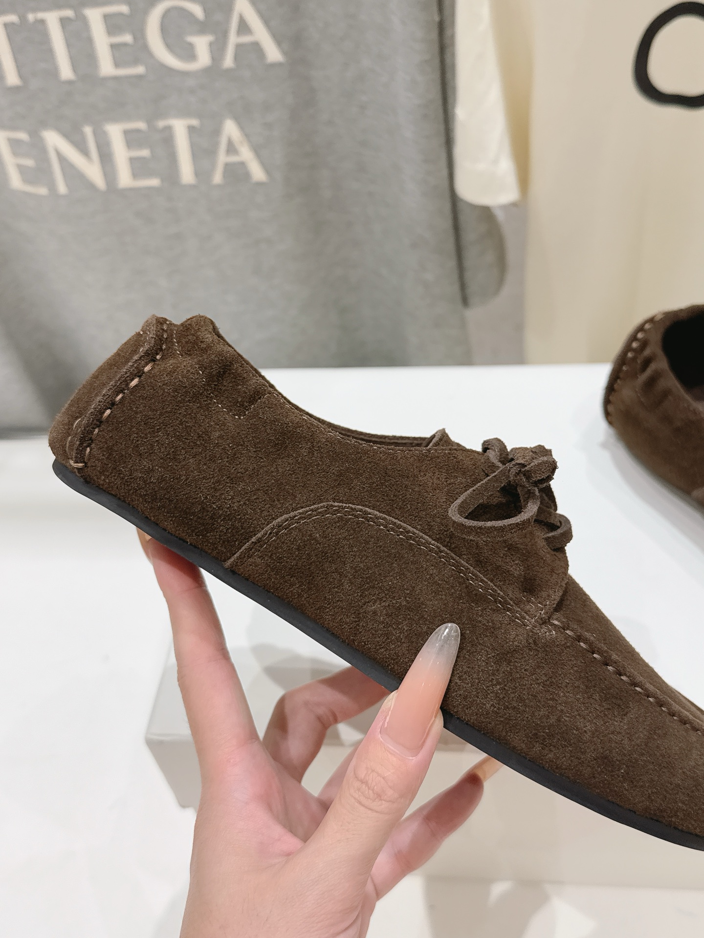 高版本出厂   Celine/赛琳F037 26ss/专柜新款仙女风平底一脚蹬休闲鞋单鞋玛丽珍乐福鞋～ 各路博主纷纷亮出