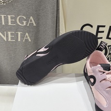 高版本出厂 男码+10 LOEWE罗意威 2026ss秋冬全新爆款Grip情侣休闲运动鞋阿甘鞋德训鞋 本季单品超级 高版本出厂 男码+10 LOEWE罗意威 2026ss秋冬全新爆款Grip情侣休闲运动鞋阿甘鞋德训鞋 本季单品超级