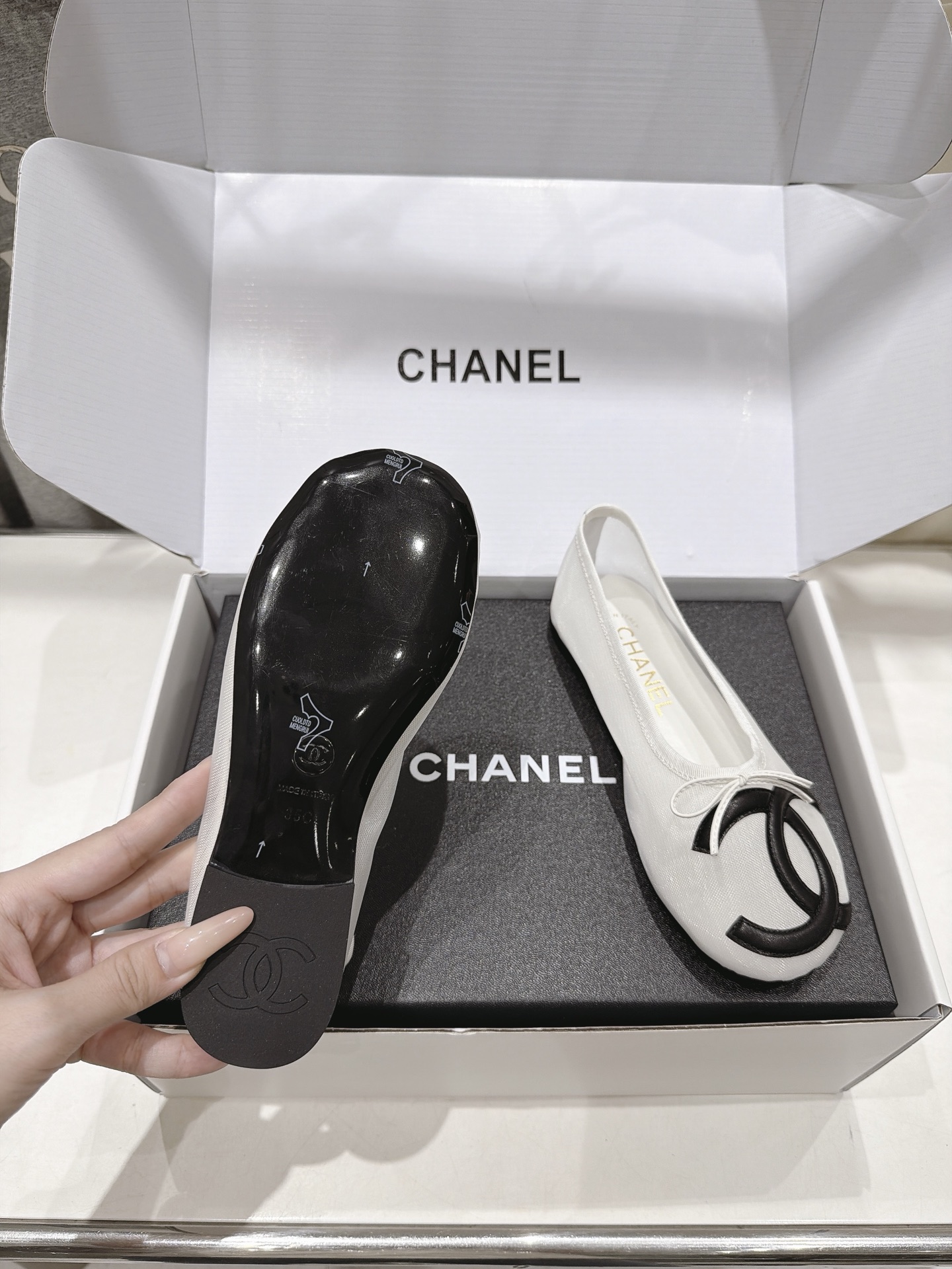 高版本出厂  CHANEL*香奈儿F022 ｜小香2026/𝐒𝐒 𝐧𝐞𝐰新款玛丽珍平底鞋康鹏鞋芭蕾舞鞋 法式风情的玛丽珍