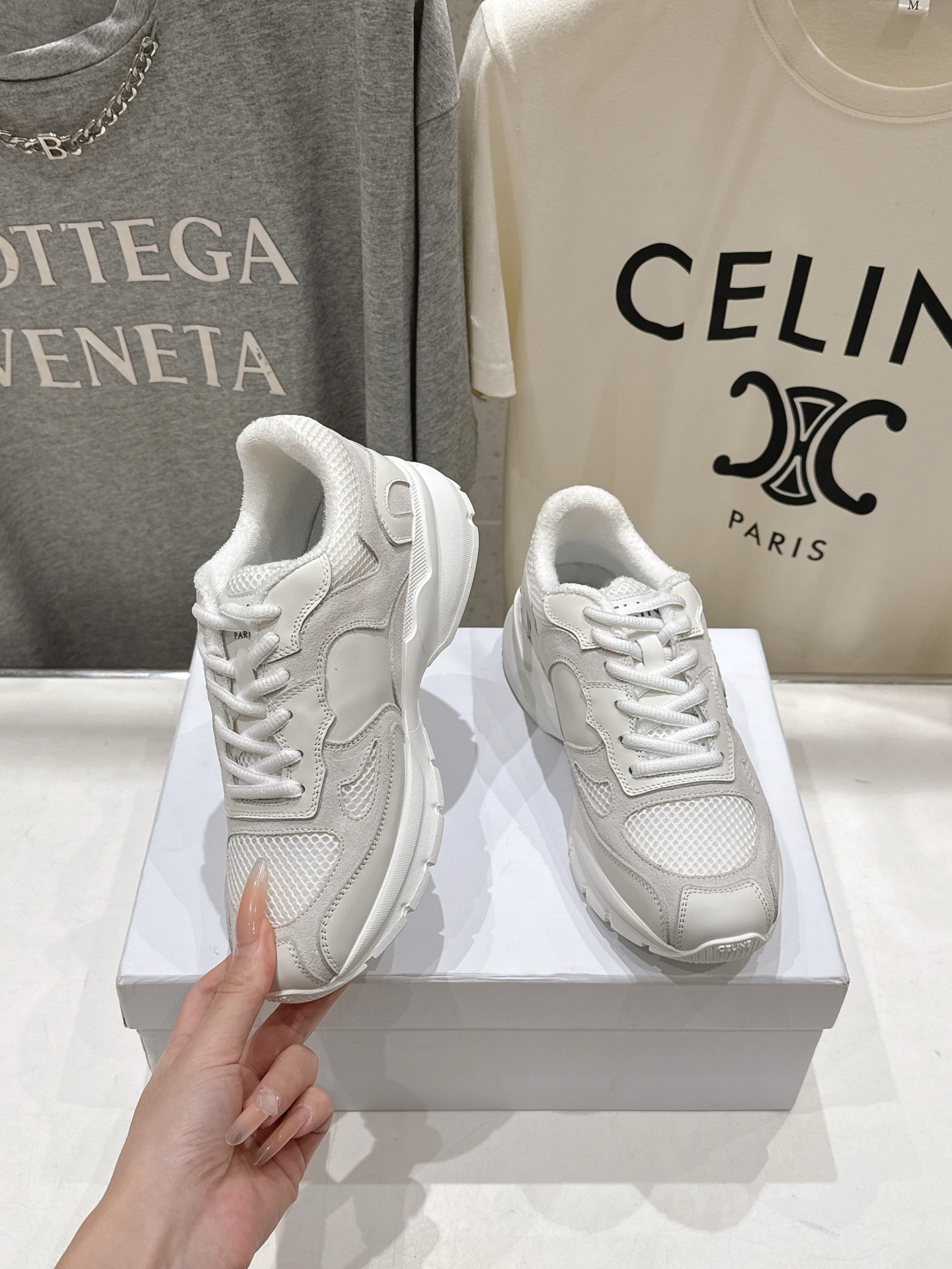高版本出厂 CELINE*思琳F035 赛琳2026ss新款徽标系带厚底休闲运动鞋小白鞋 简单舒服,干净利落,增高显 高版本出厂 CELINE*思琳F035 赛琳2026ss新款徽标系带厚底休闲运动鞋小白鞋 简单舒服,干净利落,增高显
