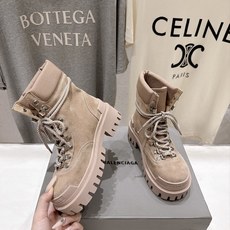 高版本出厂 男码+20 BALENCIAG*巴黎世家F046 2026ss秋冬新款情侣款毒液靴机车靴马丁靴短靴 原 高版本出厂 男码+20 BALENCIAG*巴黎世家F046 2026ss秋冬新款情侣款毒液靴机车靴马丁靴短靴 原