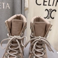 高版本出厂 男码+20 BALENCIAG*巴黎世家F046 2026ss秋冬新款情侣款毒液靴机车靴马丁靴短靴 原 高版本出厂 男码+20 BALENCIAG*巴黎世家F046 2026ss秋冬新款情侣款毒液靴机车靴马丁靴短靴 原