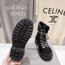高版本出厂 男码+20 BALENCIAG*巴黎世家F046 2026ss秋冬新款情侣款毒液靴机车靴马丁靴短靴 原 高版本出厂 男码+20 BALENCIAG*巴黎世家F046 2026ss秋冬新款情侣款毒液靴机车靴马丁靴短靴 原