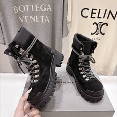 高版本出厂 男码+20 BALENCIAG*巴黎世家F046 2026ss秋冬新款情侣款毒液靴机车靴马丁靴短靴 原 高版本出厂 男码+20 BALENCIAG*巴黎世家F046 2026ss秋冬新款情侣款毒液靴机车靴马丁靴短靴 原