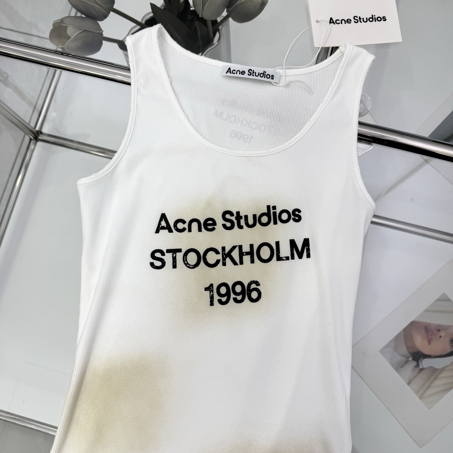 Acne Brand P322 Female Suit: One-Size-Fits-All Vest in Black and White, Sizes S-L - 图片 2