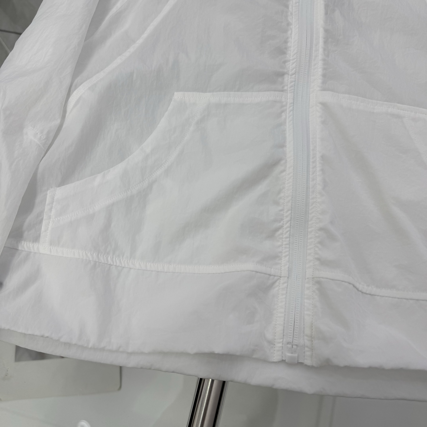 “Versatile Women’s Sun Protection Suit with Full Zipper, Various Colors and Sizes Available” - 图片 5