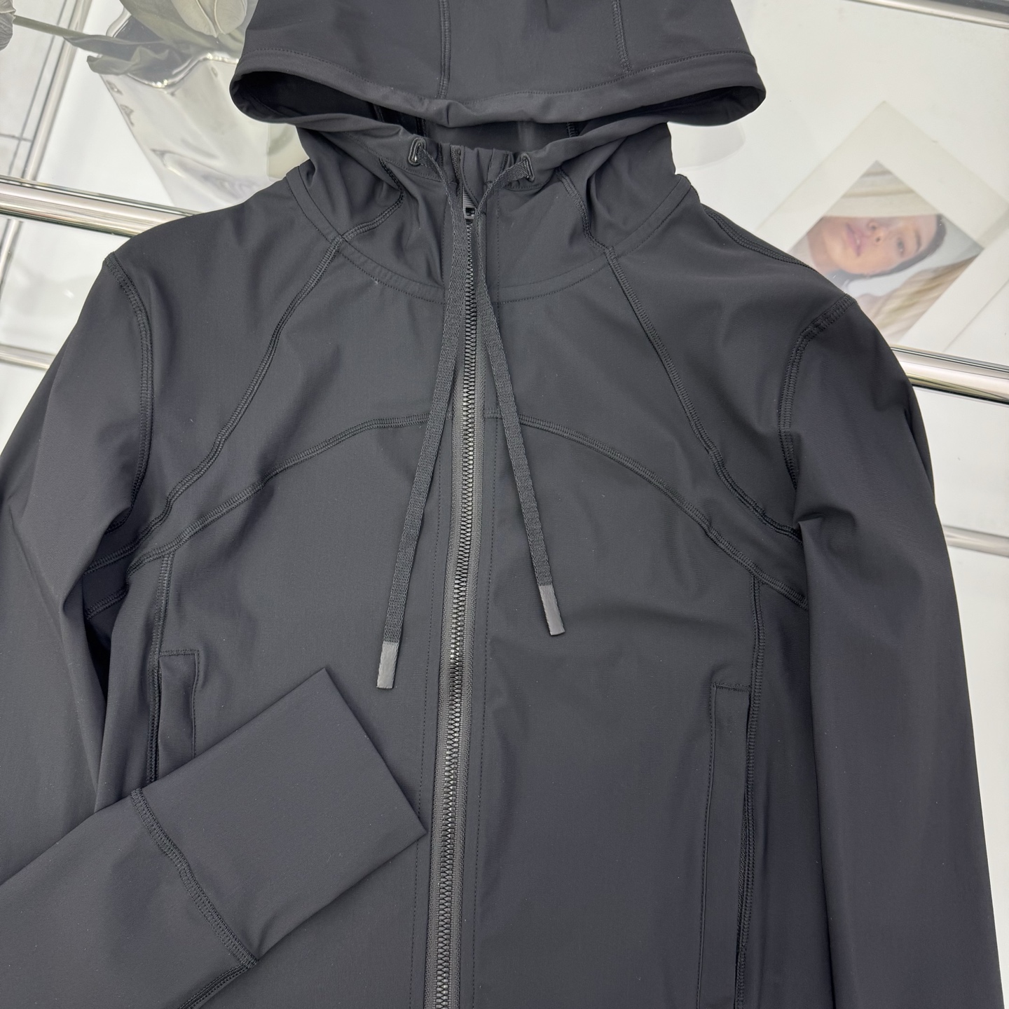 “Original One-Size-Fits-All Female Suit with Alo 25Ao Springs and Summers” - 图片 3