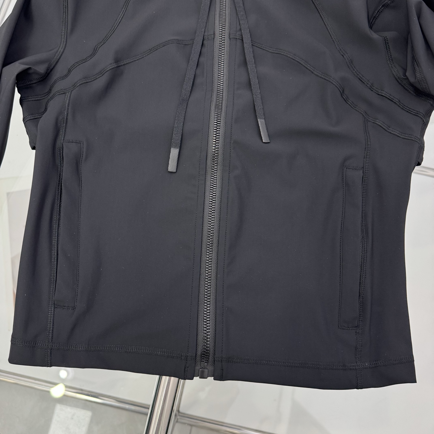 “Original One-Size-Fits-All Female Suit with Alo 25Ao Springs and Summers” - 图片 4