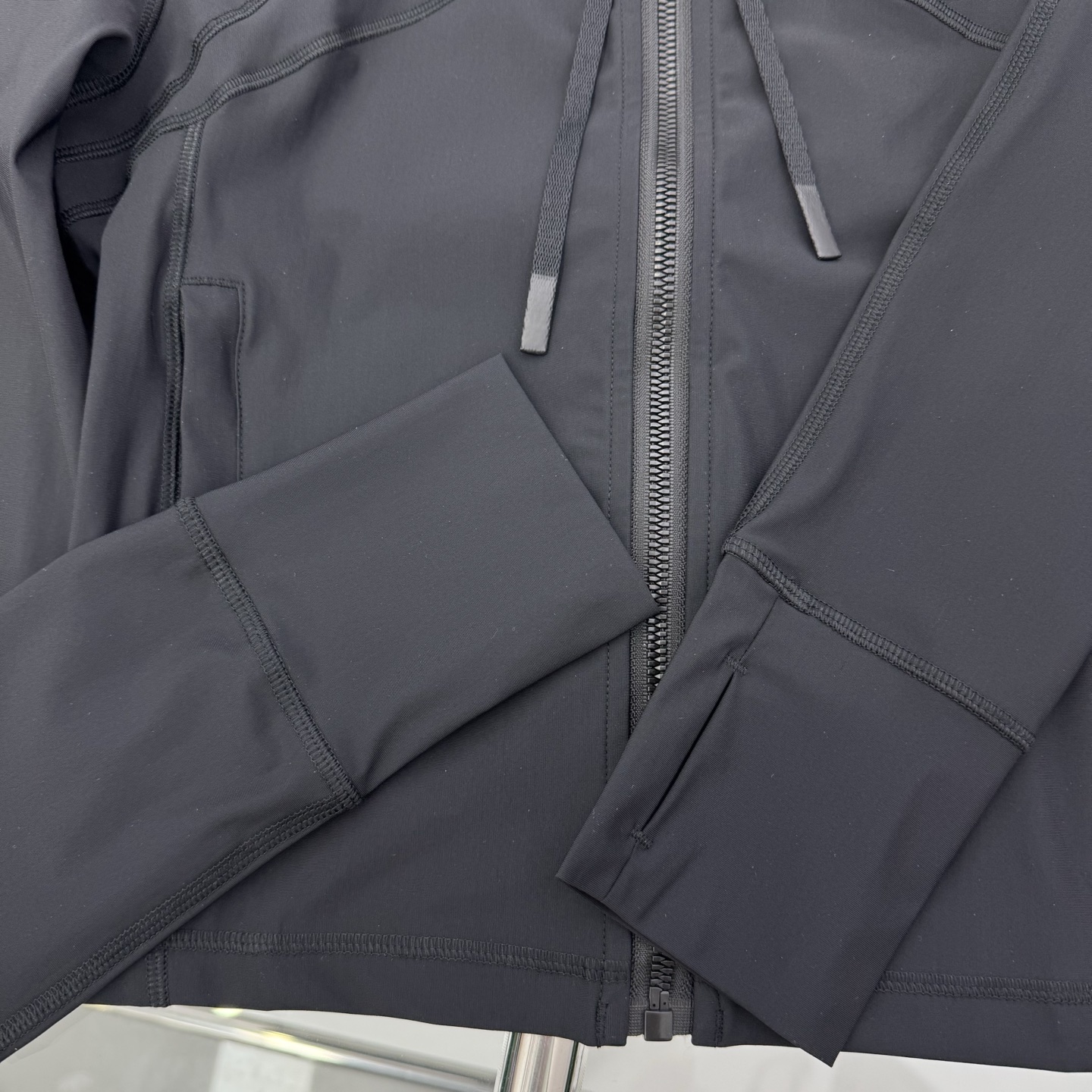 “Original One-Size-Fits-All Female Suit with Alo 25Ao Springs and Summers” - 图片 5