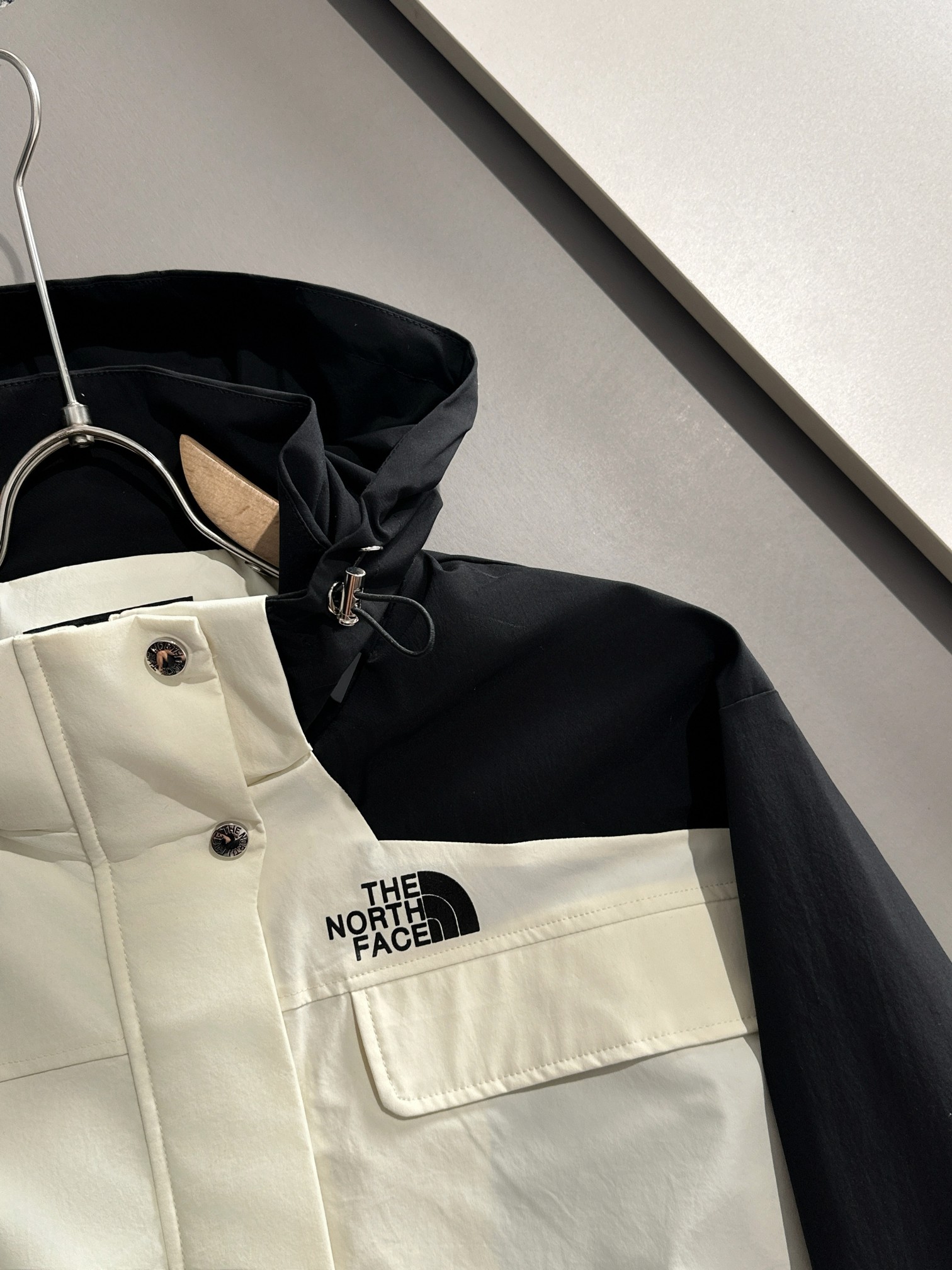 [The North Face Women