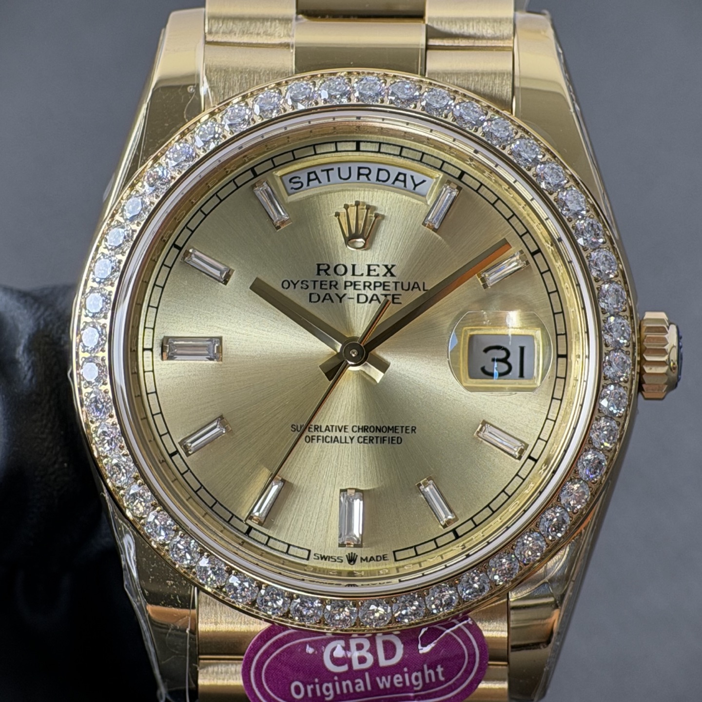 NO:946007,Produced by genuine CBD, you will get your money back!  Yellow rock sugar ring round diamonds, integrated movement,19860909真CBD出品,掉皮包退！黄冰糖圈圆钻,一体机芯,,Watch
