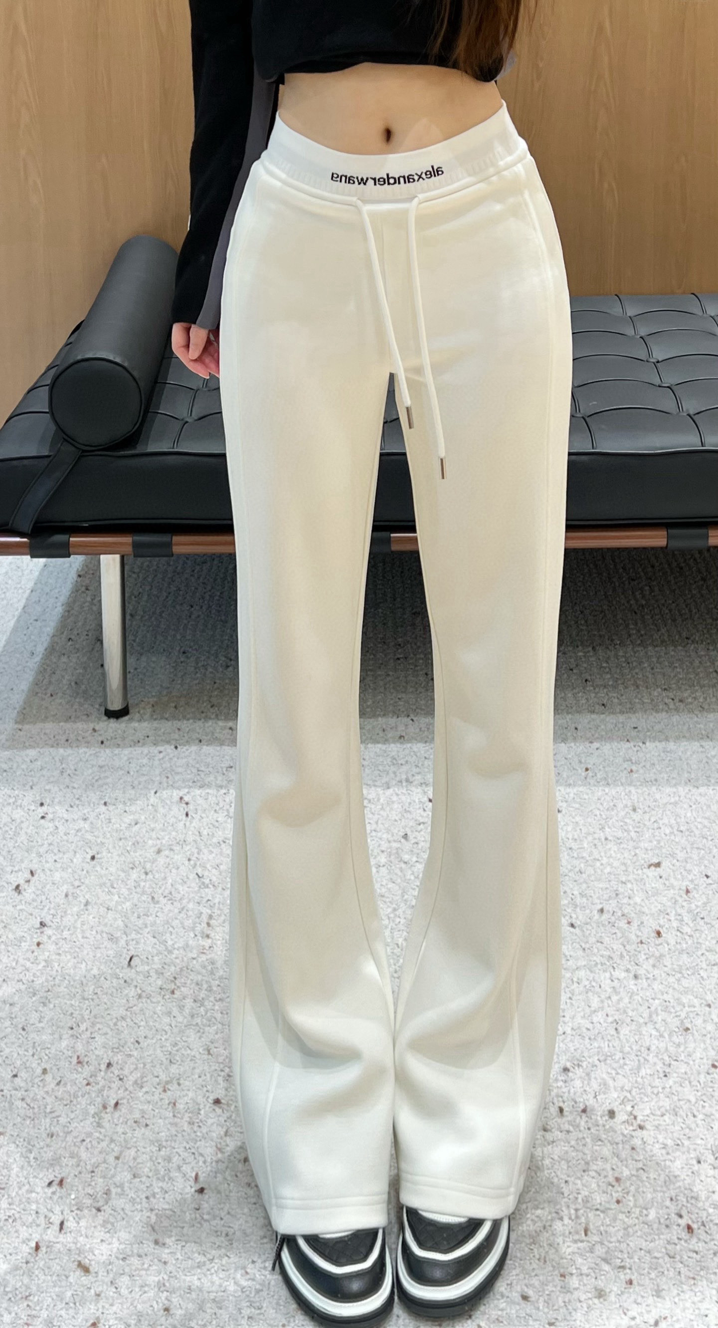 _dC39srStUg20YpC-F_Blw1qQ-0t8ILbBp5SHKtQ