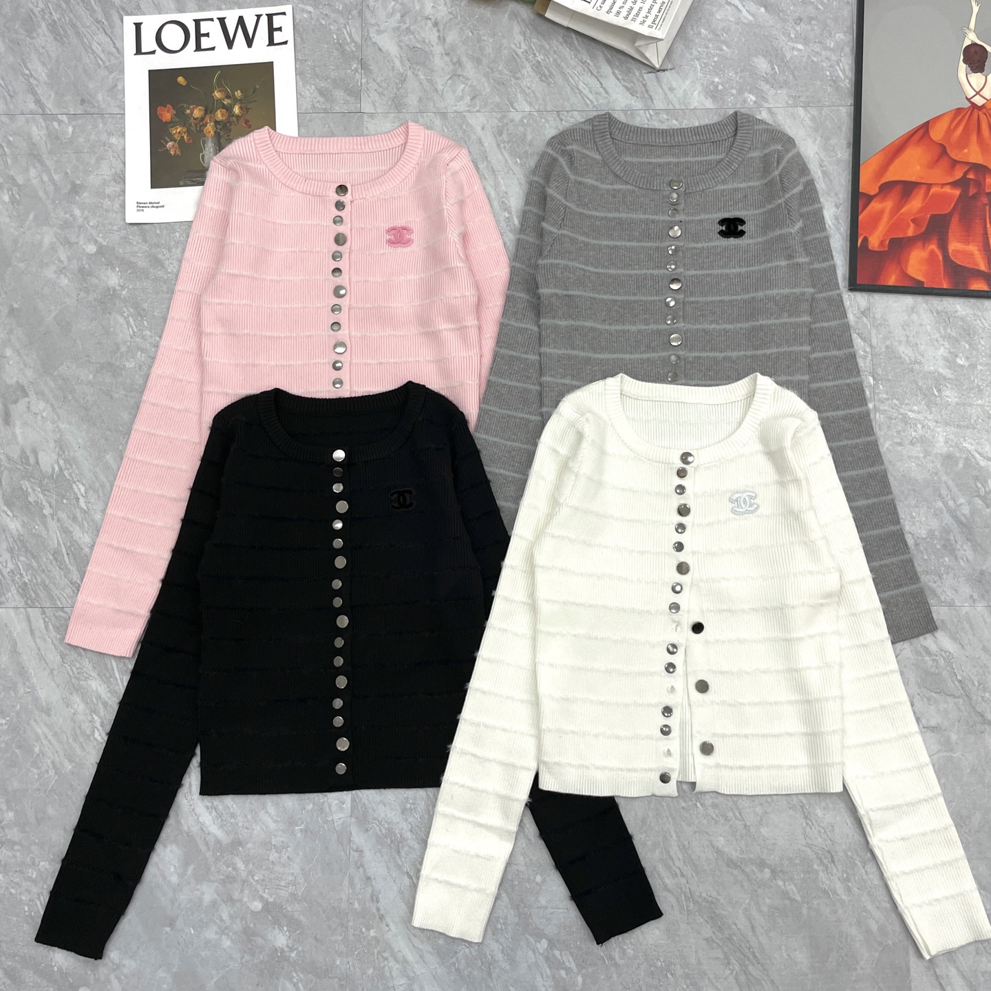 NO:494390,Xiaoxiangzi mother button round neck long sleeve cardigan, alexander wang19860909小香子母扣圆领长袖开衫,,alexander wang,Women's clothing