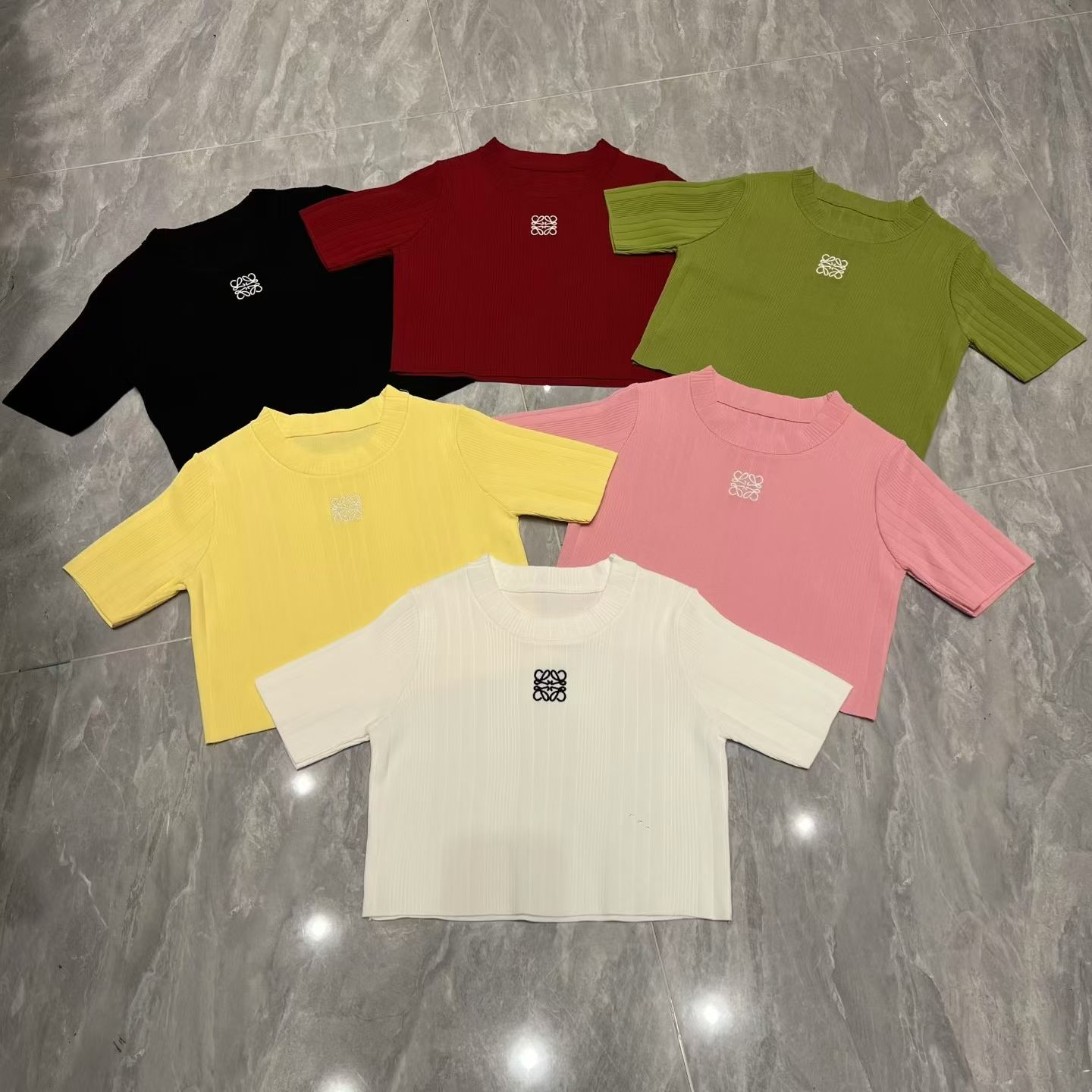 NO:687241,Loewe short-sleeved,,loewe,T-shirt,19860909罗意威短袖,,loewe,T-shirt,,Women's clothing