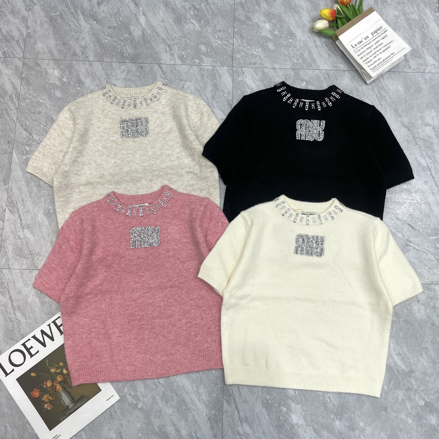 NO:747647,Miu Miu diamond collar short-sleeved, T-shirt,19860909缪缪钻领短袖,,T-shirt,,Women's clothing