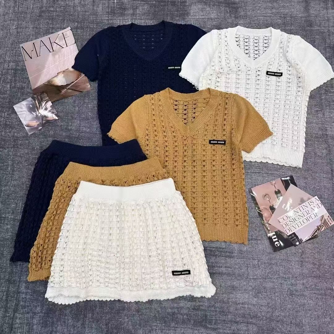 NO:761899,Miu Miu short-sleeved skirts, skirts, T-shirts,19860909缪缪短袖套裙,,skirts,T-shirt,,Women's clothing