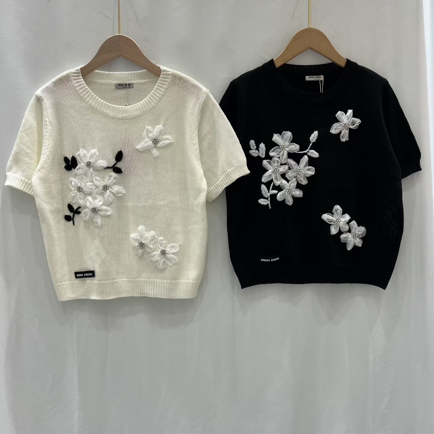 NO:794702,Miu Miu short-sleeved, T-shirt,19860909缪缪短袖,,T-shirt,,Women's clothing