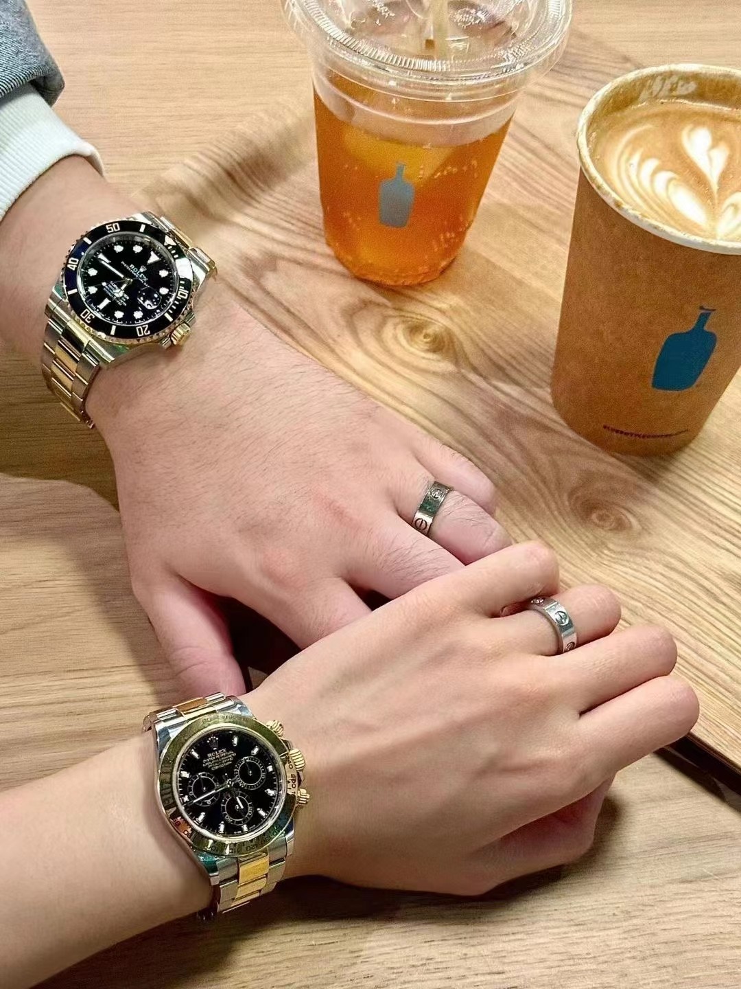 NO:385182,The season for summer to leak your wrists is here. Wearing a watch for men is not only a fashionable choice, but also a symbol of confidence and success!  It can also show the man's taste, style and personality through details!  ,19860909夏天漏手腕的季节到了,男人带手表,不仅是一种时尚的选择,更是一种自信和成功的象征！它还能通过细节展现出男人的品味,风格和个性！,,Watch