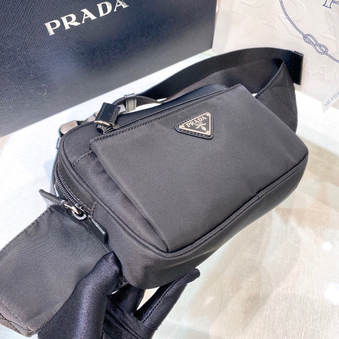 Valextra Classic Handcrafted Luxury Leather Shoulder Bag Ref 7