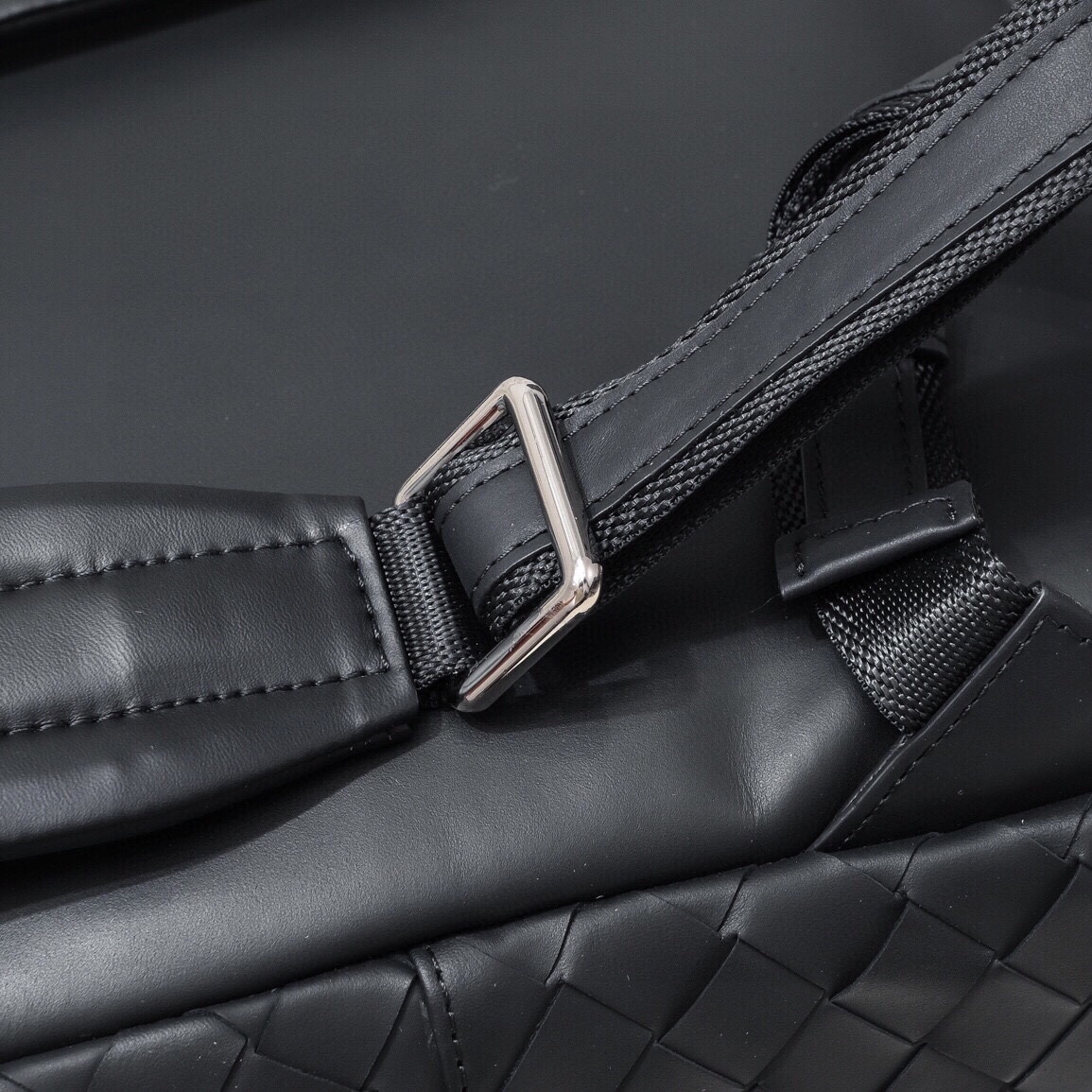 葆蝶家 Bottega Veneta 高级成衣风衣外套及大衣服饰 #0268D835 6