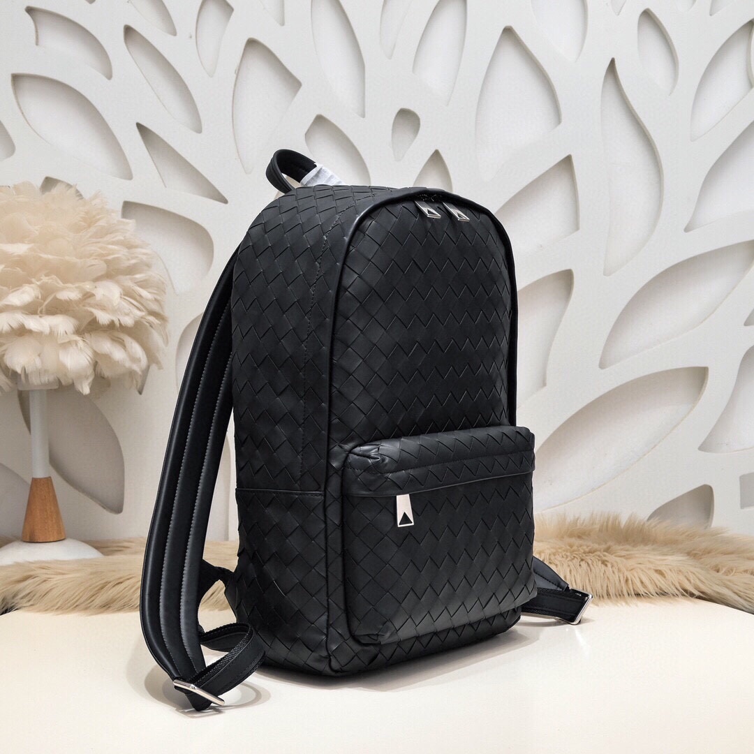 葆蝶家 Bottega Veneta 高级成衣风衣外套及大衣服饰 #0268D835 2