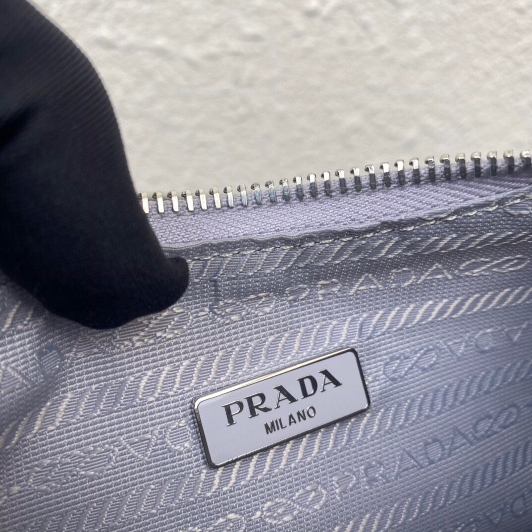 普拉达 Prada 高级成衣风衣外套及大衣服饰 #C37CD2F8 6