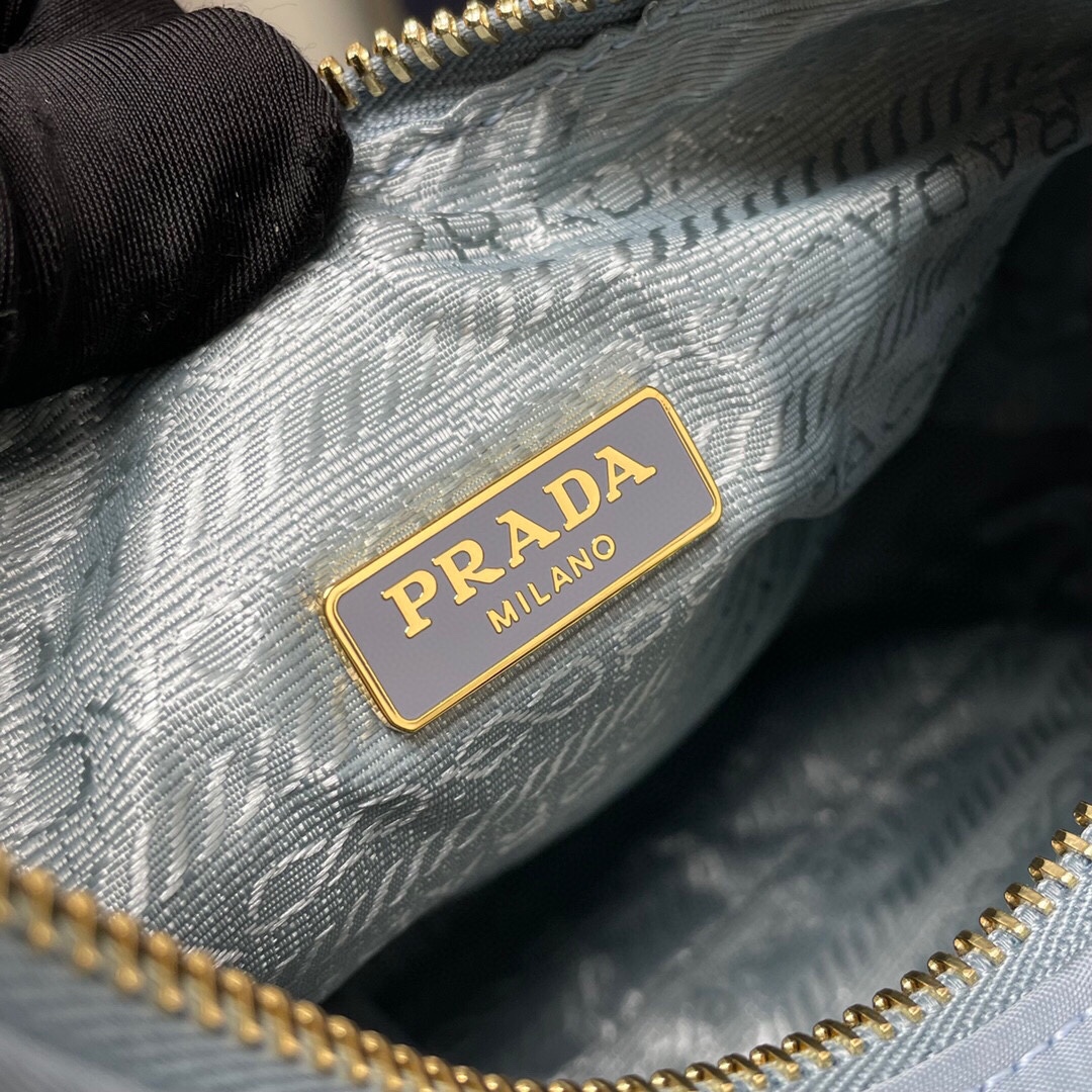 普拉达 Prada 高级成衣风衣外套及大衣服饰 #27E4569E 9