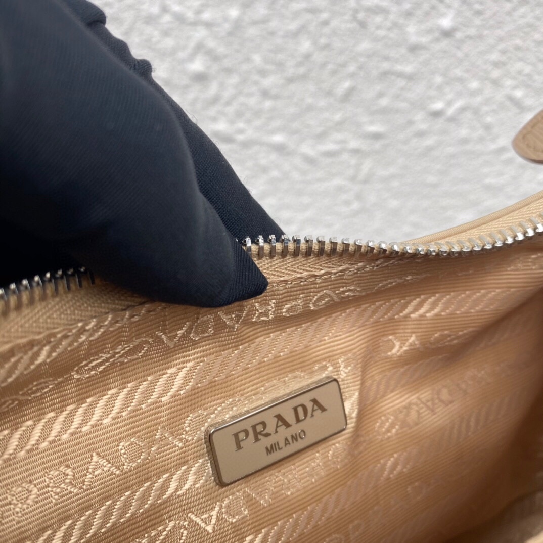 普拉达 Prada 高级成衣风衣外套及大衣服饰 #3A723750 5