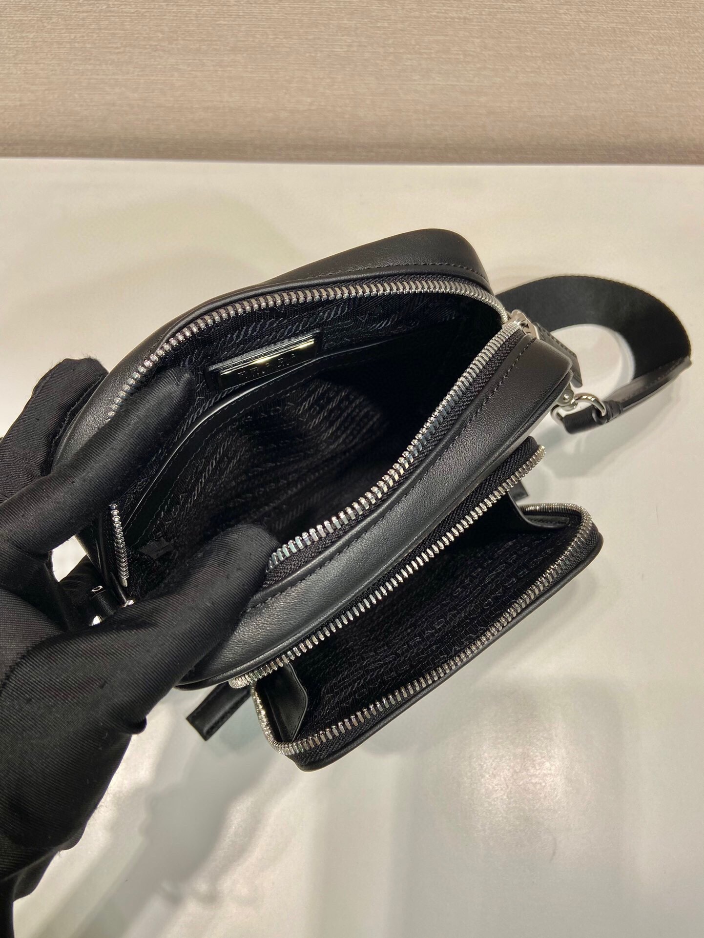 Ferragamo Classic Handcrafted Luxury Leather Shoulder Bag Ref.92BBB8EF 8