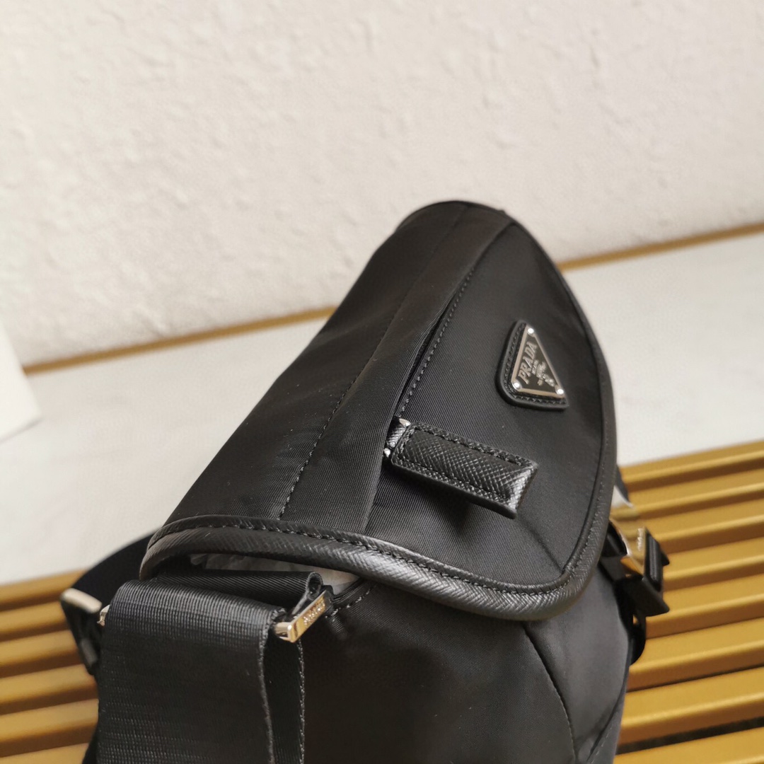 范思哲 Versace 高定经典皮革女包手袋 #50A714DB 7
