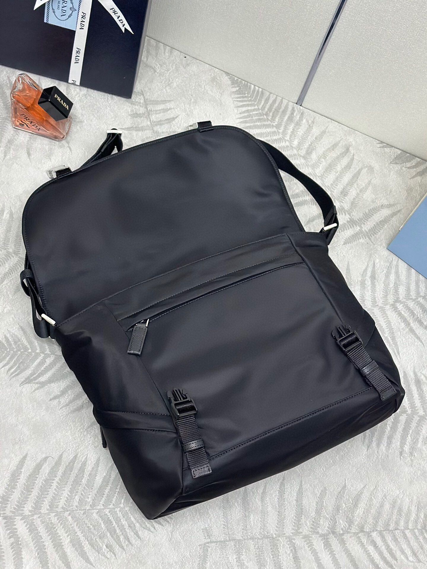 Valextra Classic Handcrafted Luxury Leather Shoulder Bag Ref.4DF79DFB 6