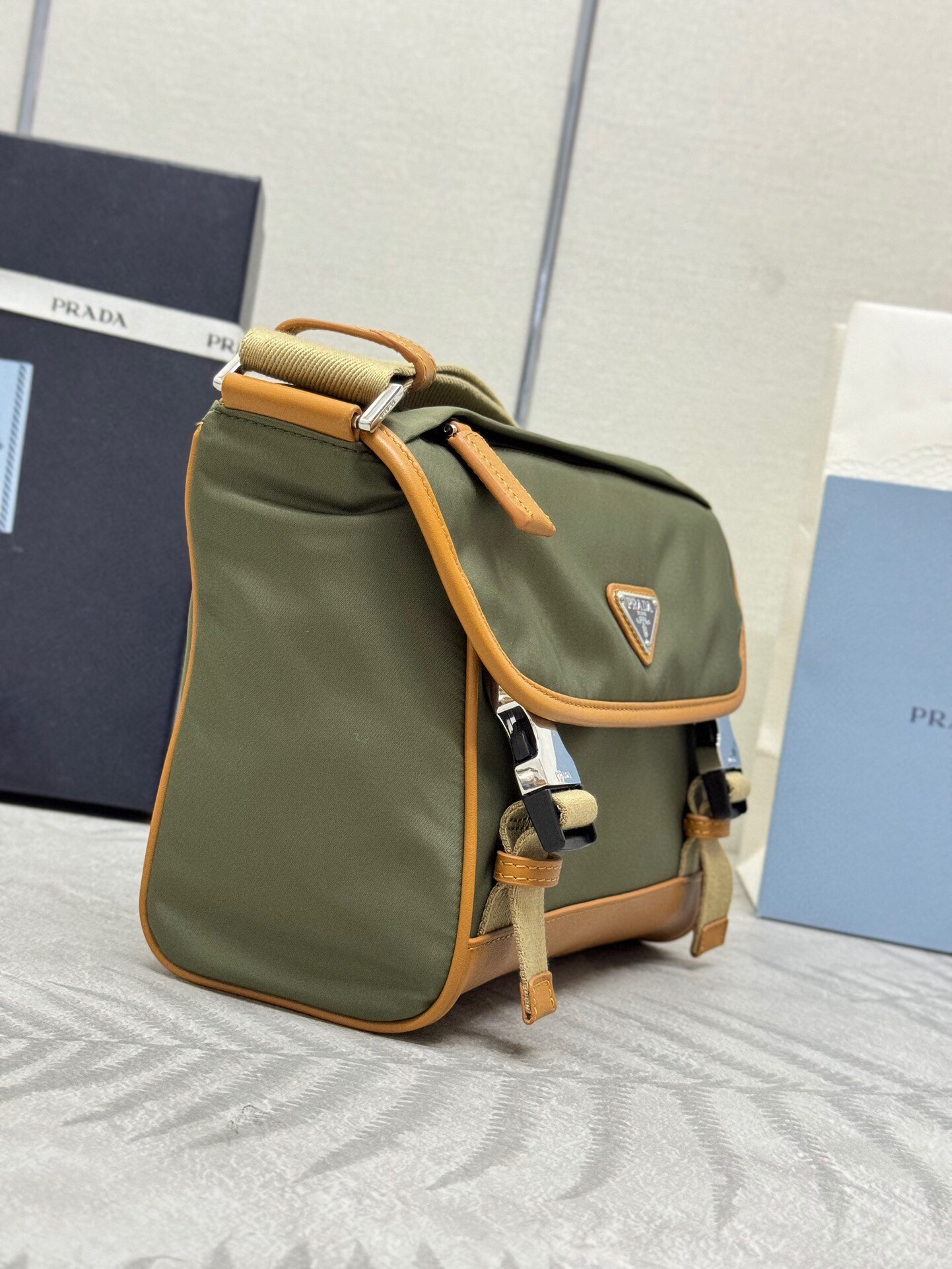 摩奈 Moynat 高定经典皮革女包手袋 #27C7D9D4 2