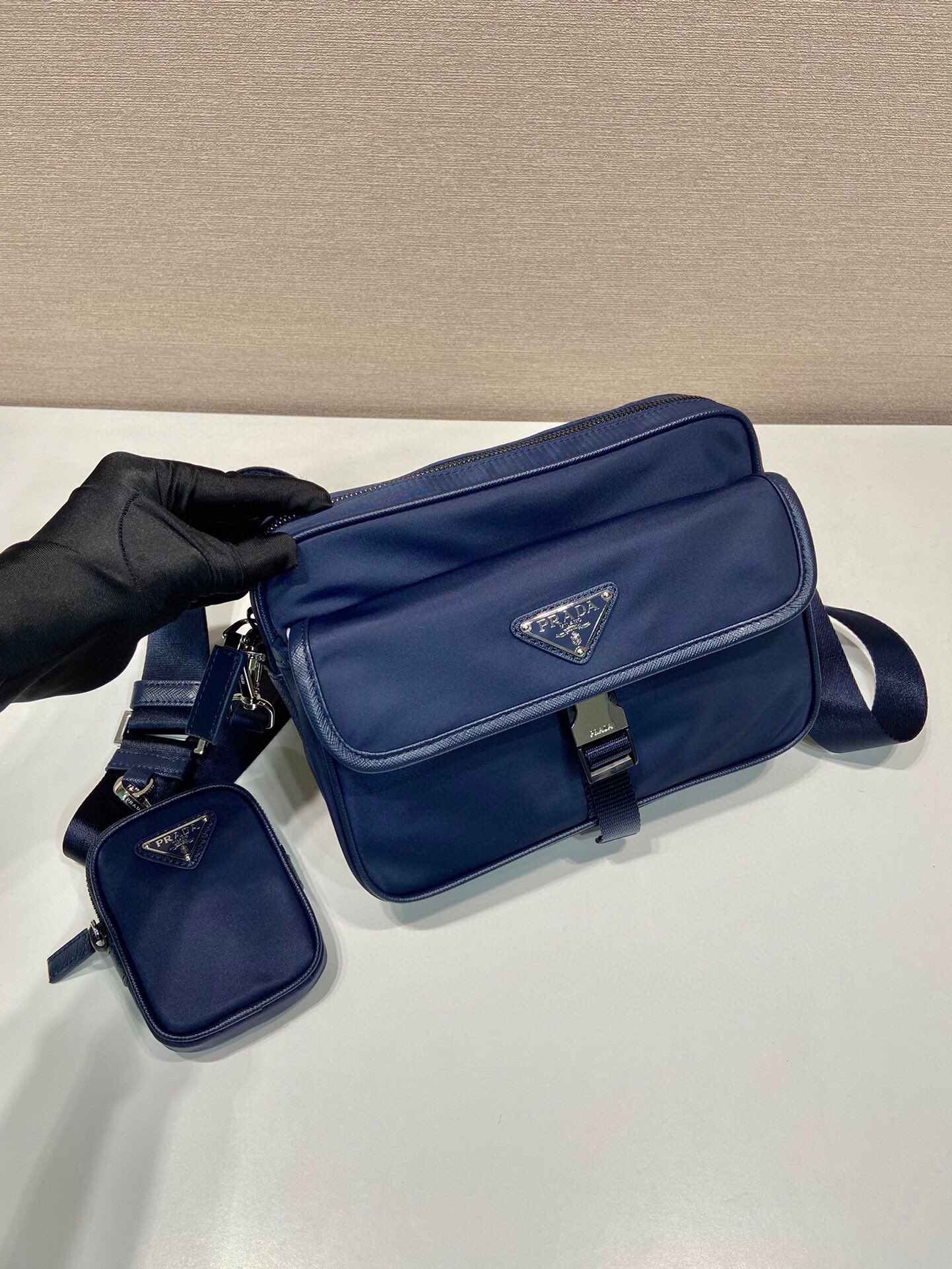 思琳 Celine 高定经典皮革女包手袋 #04DBFDA9 2
