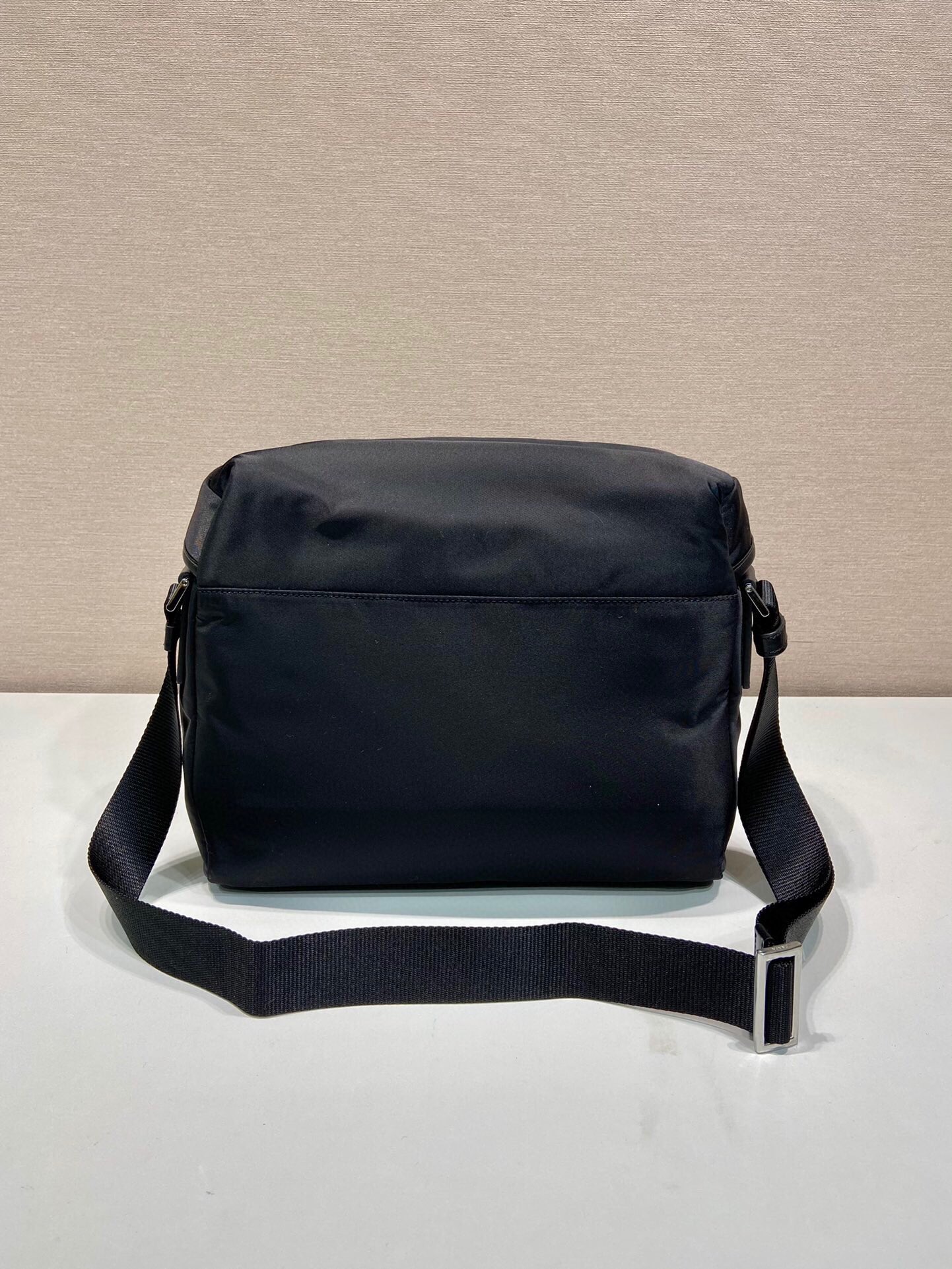 Prada Classic Handcrafted Luxury Leather Shoulder Bag Ref.657F5645 4