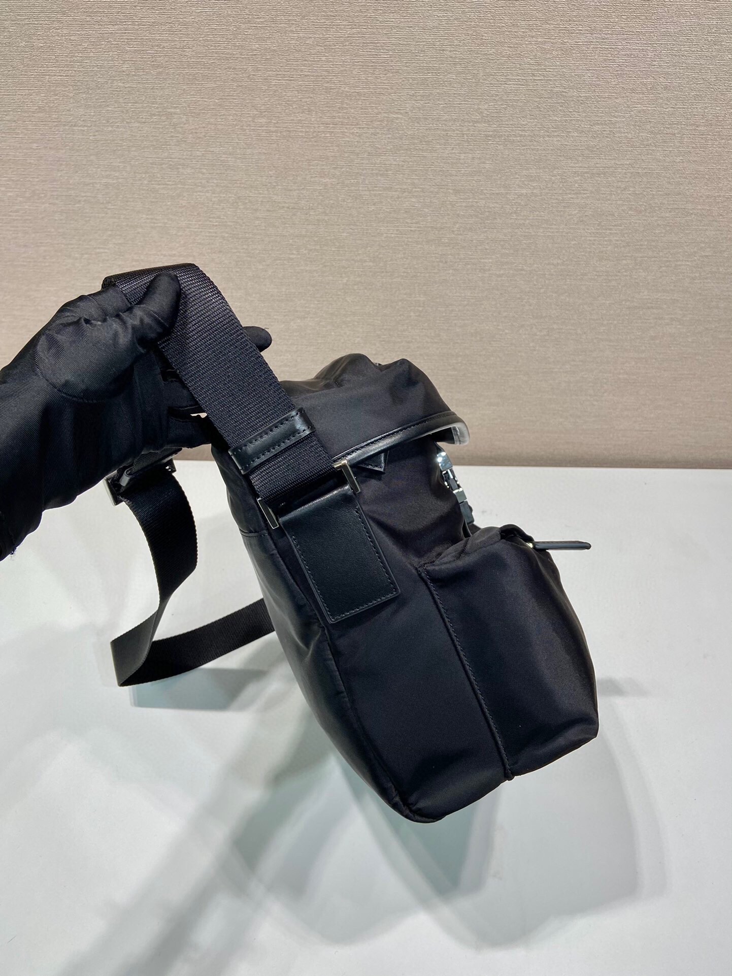 Prada Classic Handcrafted Luxury Leather Shoulder Bag Ref.657F5645 5
