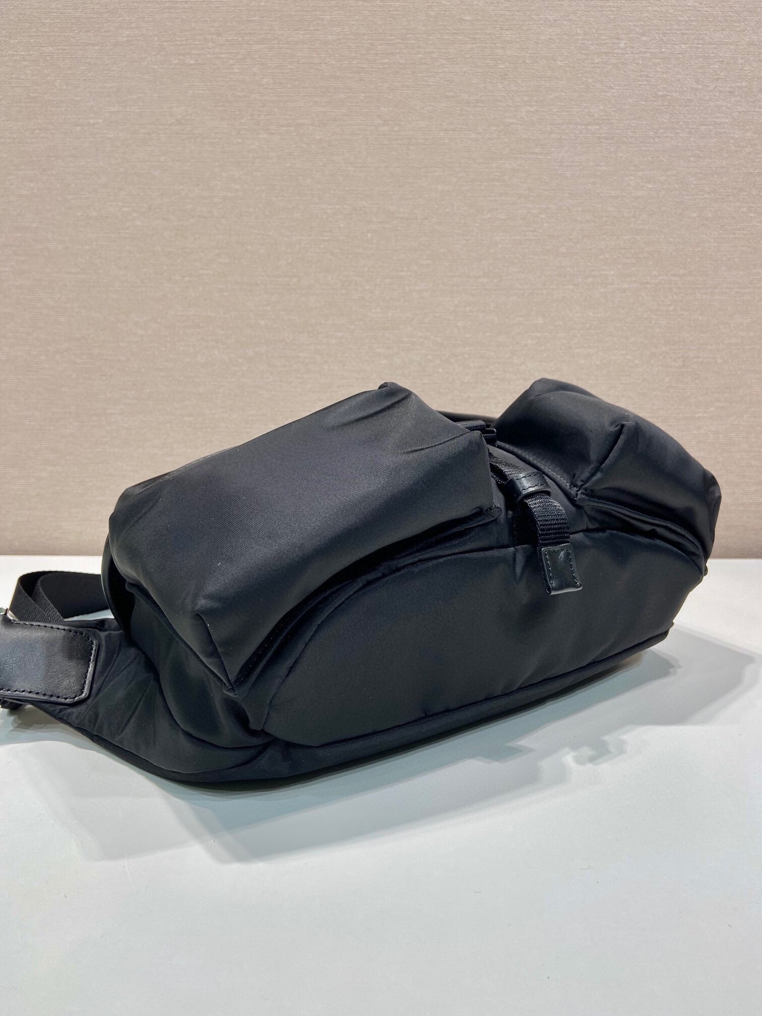 Gucci Classic Handcrafted Luxury Leather Shoulder Bag Ref 5