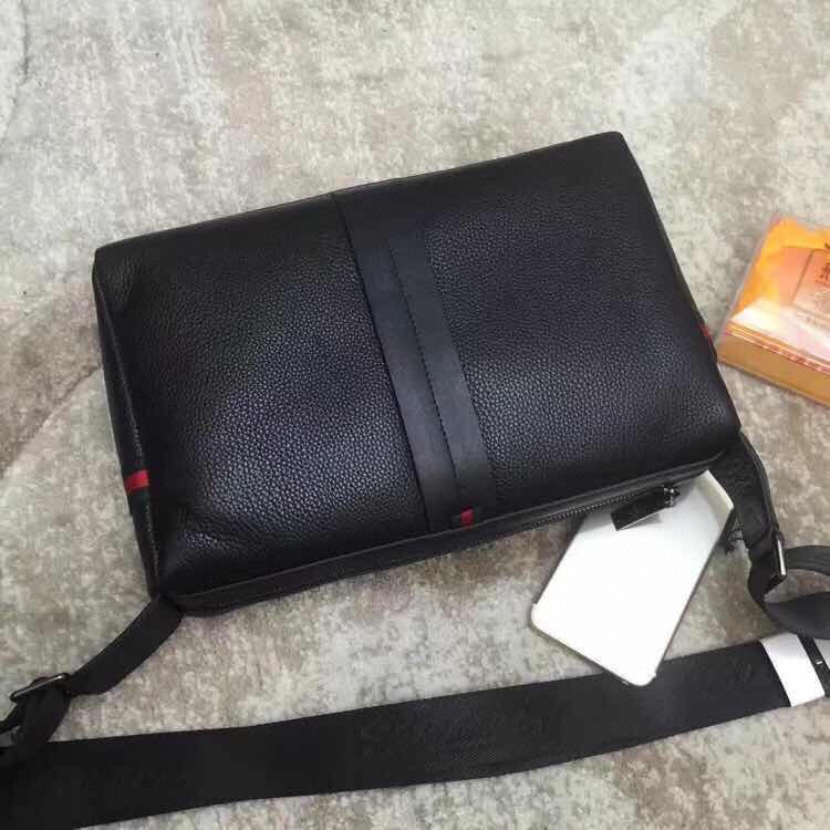 古驰 Gucci 高级成衣风衣外套及大衣服饰 #7817071B 3